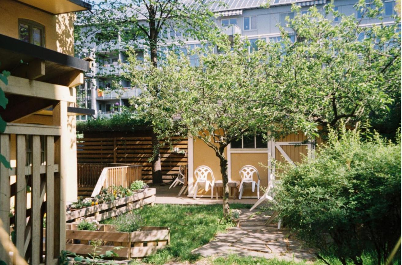 Appartamento Entire 1-bedroom Flat With Courtyard In Old Town *